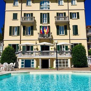 Caroline Hotel
